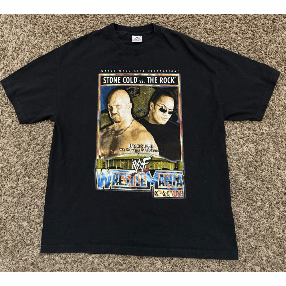 Vintage WWF WWE T-Shirt Stone Cold Steve Austin The Rock Wrestlemania 17 2001 XL